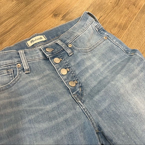 Madewell 9” High Rise Skinny Crop Light Wash Jeans - Picture 2 of 5